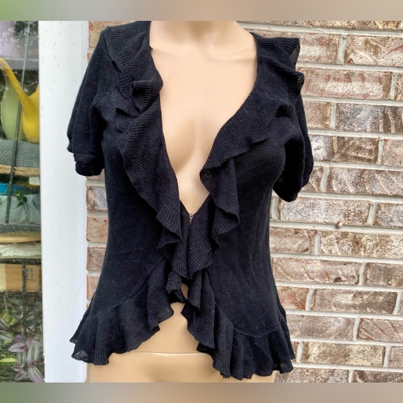 Black 00s Ruffle Mossimo Shrug Sweater Jacket - Picture 2 of 6